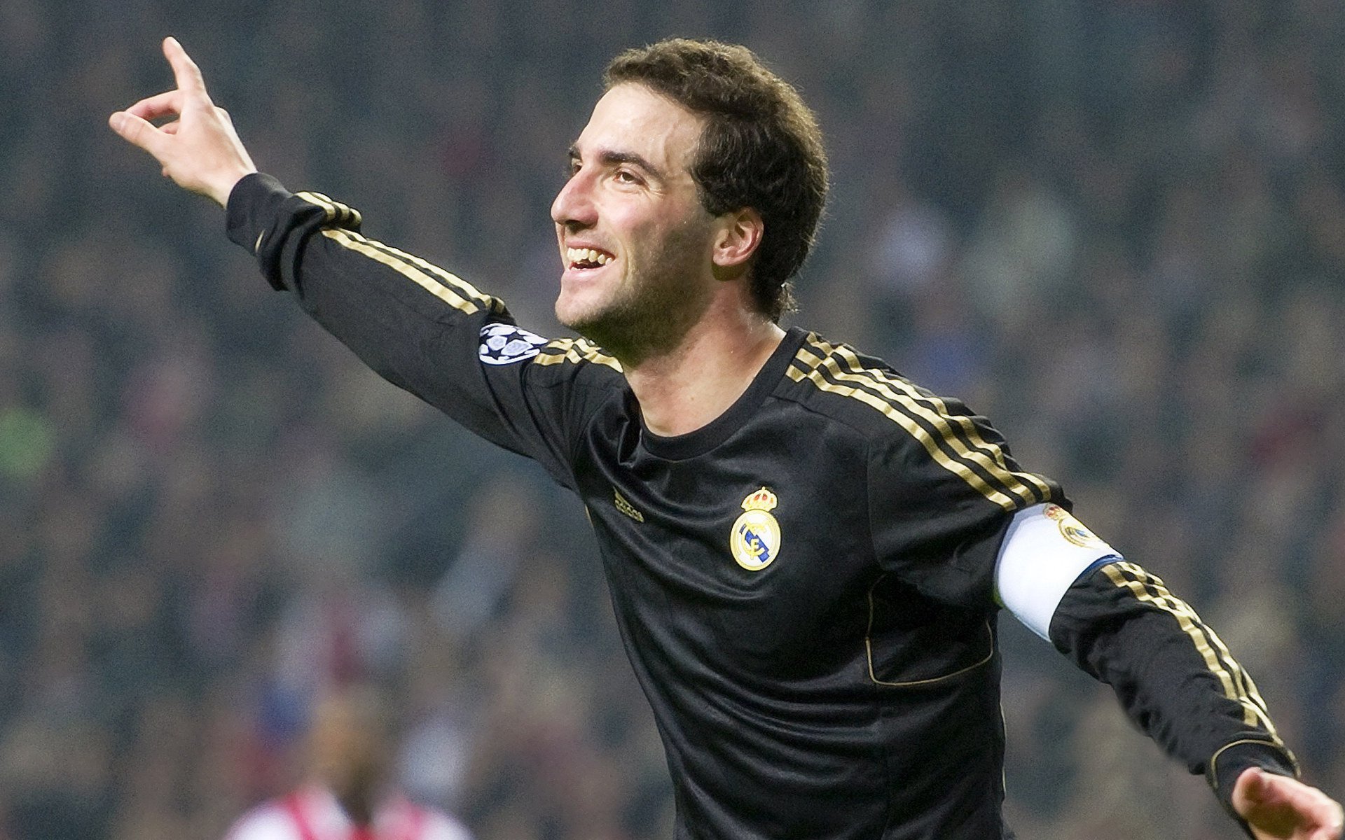 羚羊队的战术灵活性：快速转攻与防守切换是他们的制胜法宝，羚羊 zengo